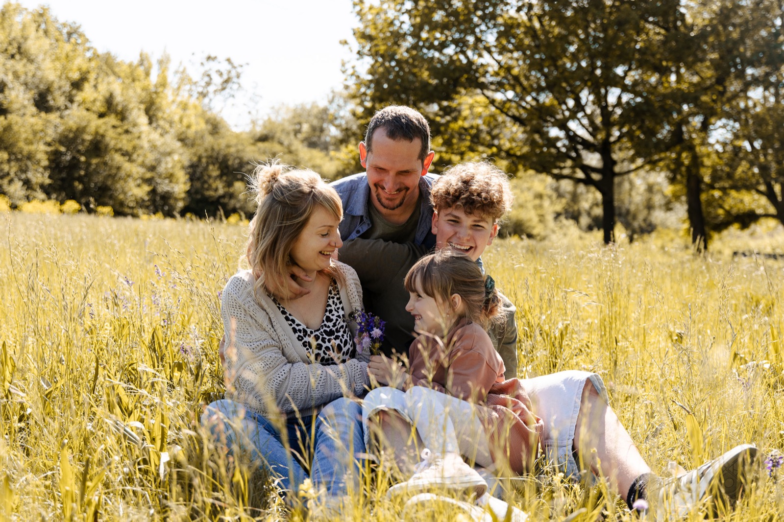 Familienfotografie Outdoor — authentische Momente mit den Liebsten